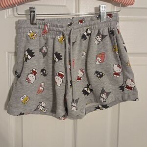 Hello kitty by Sanrio and friends shorts xs